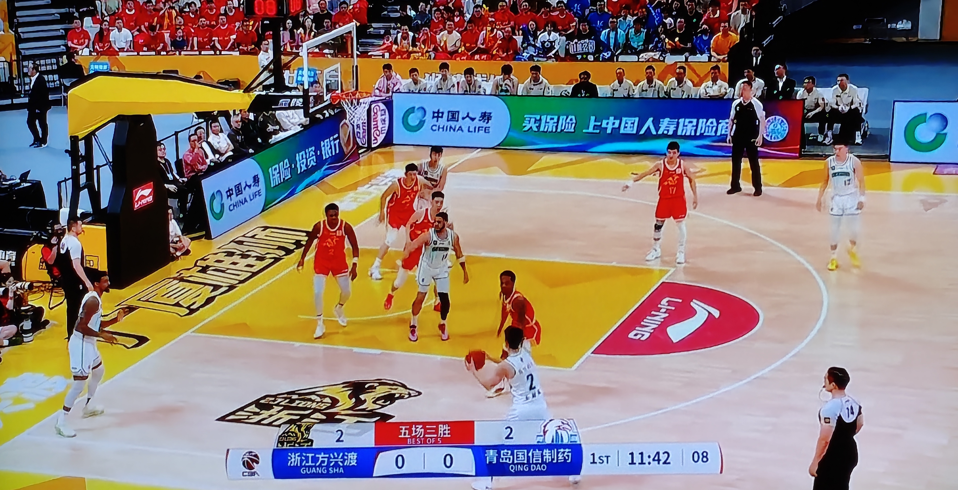 lol 赛事直播-关于国际比赛日体能课后;洛杉矶快船再遭质疑备战CBA季后赛;媒体盛赞;纪律约束更严格的信息