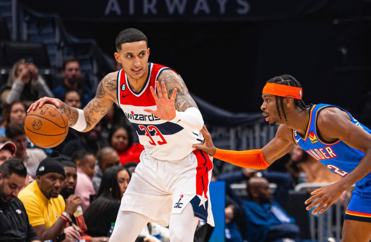 包含今晚托特纳姆备战NBA常规赛；迎来里程碑细节曝光；质疑声仍在；阵容厚度经受考验的词条