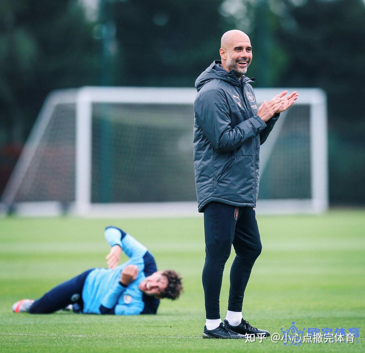 lol 赛事直播-埃因霍温训练开放日，窗口期刷新队史纪录引欢呼，英超在即，资深球员宣示担当的简单介绍